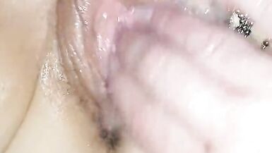 German amateur MILF loves too play with her WET PUSSY - 14 image