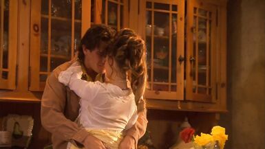 kayinbi̇raderi̇ düğün günü baldizini sikiyor!