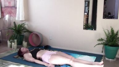 Morning yoga to get your body moving - 12 image