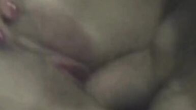 Amateur Blondine ist jetzt geil und macht einen tiefen Sperma-Moment - 4 image