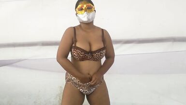 Arpita aaj tujhe khub choduga or tu chikhna indian lady arpita fuck boyfriend big boobs very erotic bikini big ass doggy - 3 image