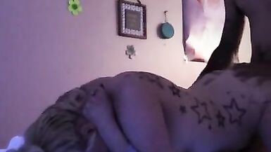 Milf cums all over her exs big dick n he loves it - 5 image