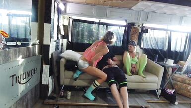 Florida RV Threesome - 2 image