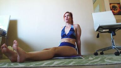 Beginner yoga Day 4 side stretching heal bulging disc in your spine - 14 image