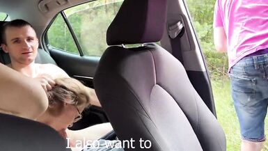 Two students gave a ride to fellow traveler MILF to creampie - 9 image