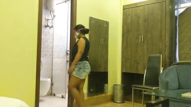 Amaira ki chudai aaah uhhh ahhh Hot desi indian model amaira fuck hard crying loudly. - 2 image