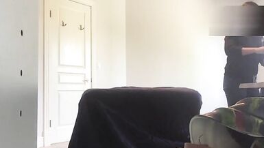 Un RMT italien marié qui sabandonne à une bite de monstre 1er rendez-vous - 2 image