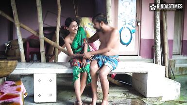 Kaamwali Bai ke sath Outdoor Masti Doodh Nikal ke (Hindi Audio) - 6 image