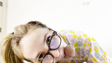 Stepmom decided to have sex with her stepson despite the fact that he is talking on the phone with his father - 4 image