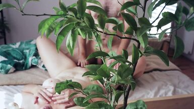 Morning sex with a curvy milf. I am excited by her natural orgasm. 60 fps - 10 image