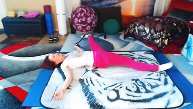 Hip openers, intermediate work. Join my faphouse for more yoga, behind the scenes, nude yoga and spicy stuff - 11 image