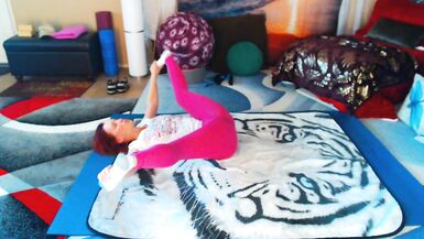 Hip openers, intermediate work. Join my faphouse for more yoga, behind the scenes, nude yoga and spicy stuff - 4 image