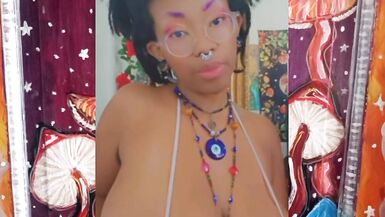 Goddess Lia Teases Pussy And Shows Off Favorite Bikini - 3 image