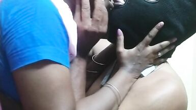 Muy duro besando tamil aunty - 8 image