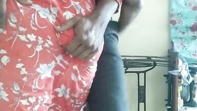 Femme trompant son mari ami