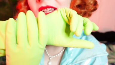 Solo hot masturbation - MILF in household GLOVES fetish video - 5 image