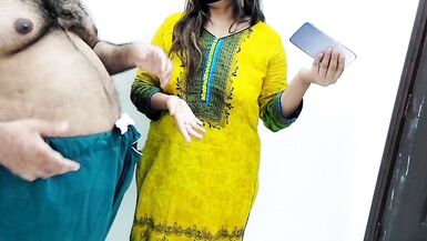 Pakistani Wife Caught Calling Her Boyfriend Cheating Husband Fucked In Both Holes - 3 image