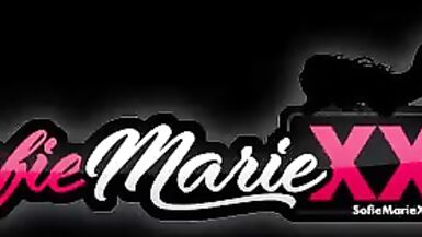 Sofie Marie séduit et baise dans un échange interracial à trois - 3 image