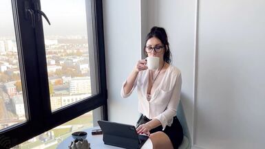 Hot MILF secretary sucks like it's the last time - 6 image