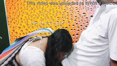 Madrastra seducir a su hijastro a facking porque ella cogió durante masterbetion XXX porno hindi - 7 image