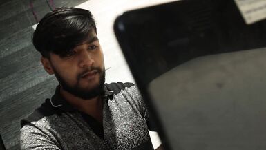 Fake Freindship - Episode 2 - try to beat the heat - 3 image