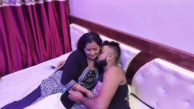 Horney aunt hardcore fuck by her Indian boyfriend - 1 image