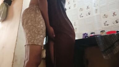 Indian StepMom got help by stepson while working in kitchen - 5 image