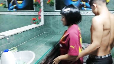 1 parte I fuck my cousin in the bathroom like a bitch - 2 image