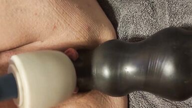 fisting my wife and fucking her with toys, until she squirts. dp her with toys - 3 image