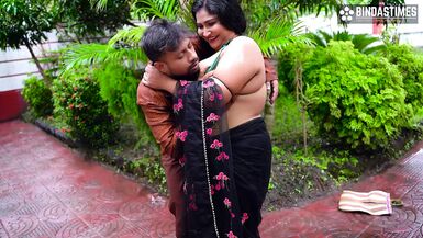 马陆大胸辣妹Bhabhi和大鸡巴DewarJi硬核操（印度语音频）。 - 1 image