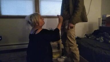 Richard Tipp gets neck from his friends MILF mom