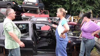 des orgies avec les vieilles femmes du magasin #2