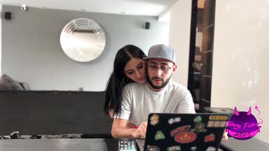 HOT WIFE ASKS FOR DICK