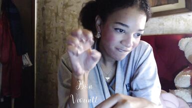 Ebony MILF slut fingers her holes with long nails - 14 image