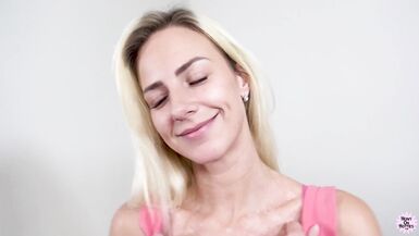 Blonde MILF Nathaly Cherie Gets Plastered In Cum - 2 image