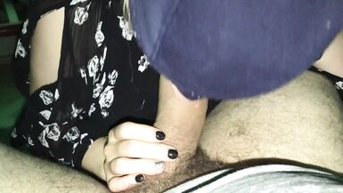 Milf succhiare e ottenere Cum dal suo Bull BWC - 4 image