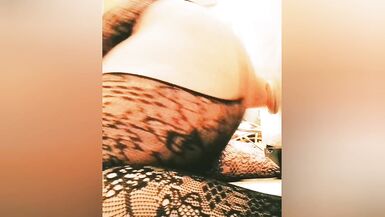 Horny milf in lace plays with big titts and pretty pussy - 11 image