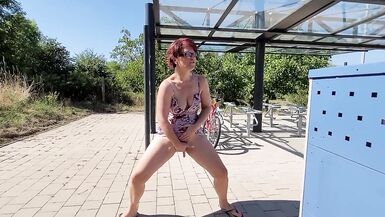 Public SQUIRT and BLOW and PISS at the Trainstation - 13 image