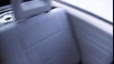 Alte Milf fickt ihn im Taxi - 11 image