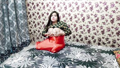 Hot Indian bhabhi shows big natural boobs in red silk saree with dirty hindi talk - 12 image