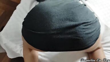 I Teach My Sister in Law to Play Video Games Sitting on my Legs - 11 image