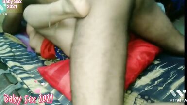 Early Morning Vlogging with my Sexy Step-Mom and Accidently i creampied on her ( Hindi Audio ) - 11 image