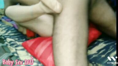 Early Morning Vlogging with my Sexy Step-Mom and Accidently i creampied on her ( Hindi Audio ) - 12 image