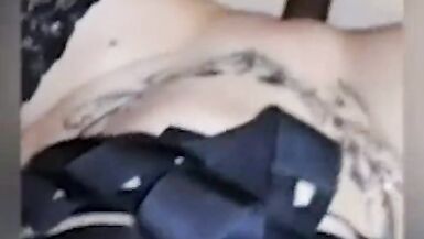 恋人在酒店里当着绿帽子丈夫的面狠狠操我 - 9 image