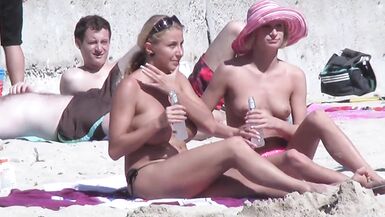 Get to watch some stunning ladies massaging each other - 4 image