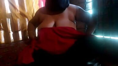 Индийский горячий MILF Bhabi - 1 image