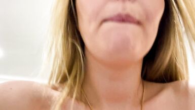 MILF stepmom caught her stepson masturbating and 3 days later fucked him