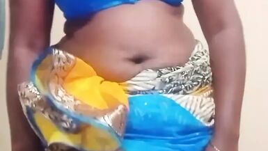 saree show and sexy talk tamil - 1 image