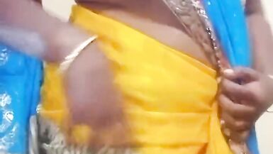 saree show and sexy talk tamil - 3 image