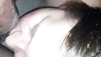 White girl gives the best head ever (cum in mouth) - 5 image
